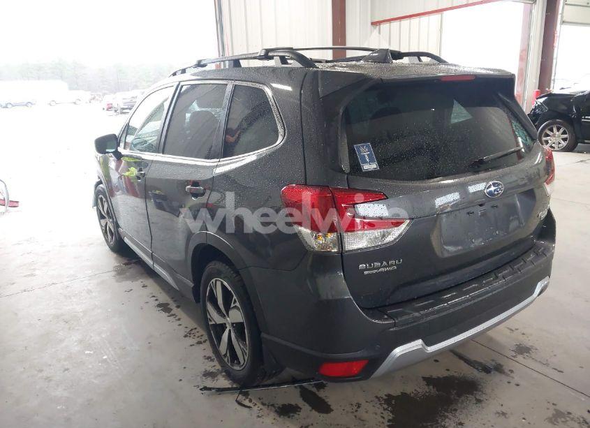 Photo 3 of 2021 Subaru Forester TOURING (VIN JF2SKAXC8MH500831)