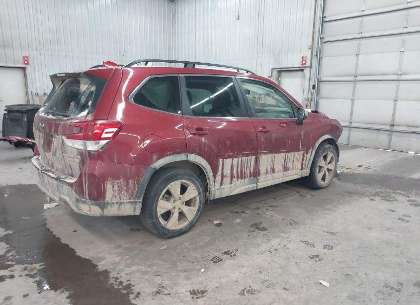 Photo 4 of 2021 Subaru Forester TOURING (VIN JF2SKAXC8MH559667)