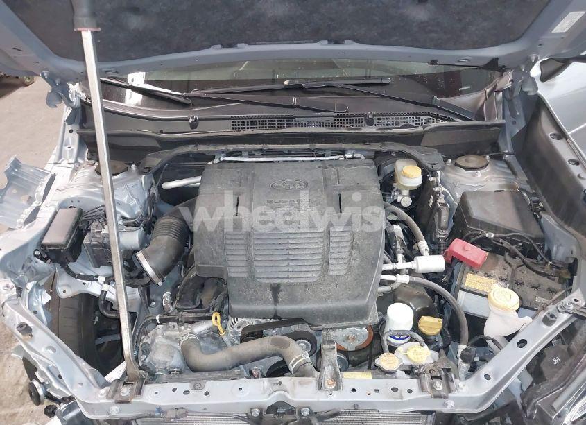 Photo 10 of 2020 Subaru Forester TOURING (VIN JF2SKAXC9LH412529)