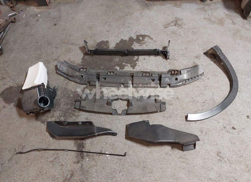 Photo 12 of 2020 Subaru Forester TOURING (VIN JF2SKAXC9LH412529)