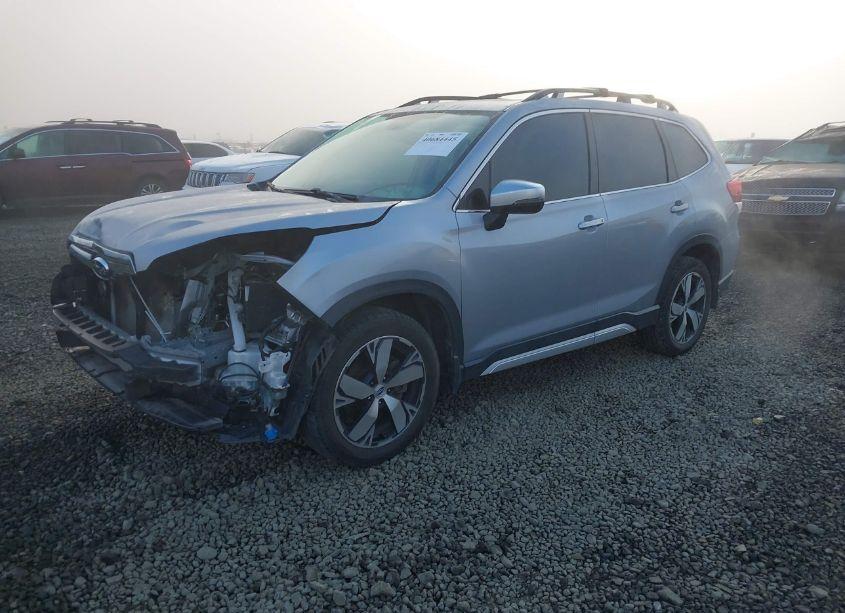 Photo 2 of 2020 Subaru Forester TOURING (VIN JF2SKAXC9LH483178)