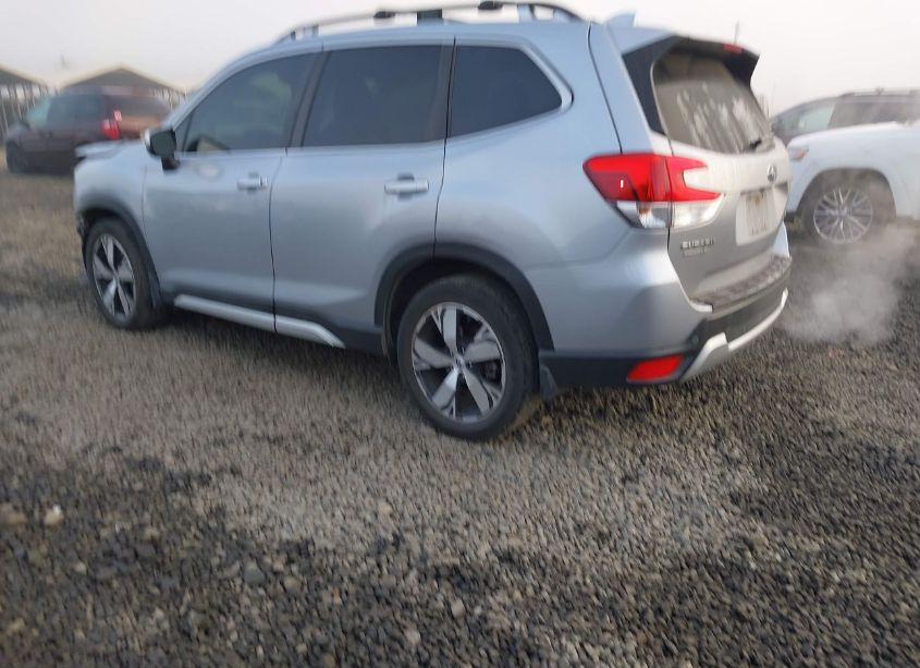 Photo 3 of 2020 Subaru Forester TOURING (VIN JF2SKAXC9LH483178)