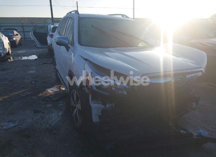 2021 Subaru Forester TOURING (VIN JF2SKAXC9MH401189) main photo