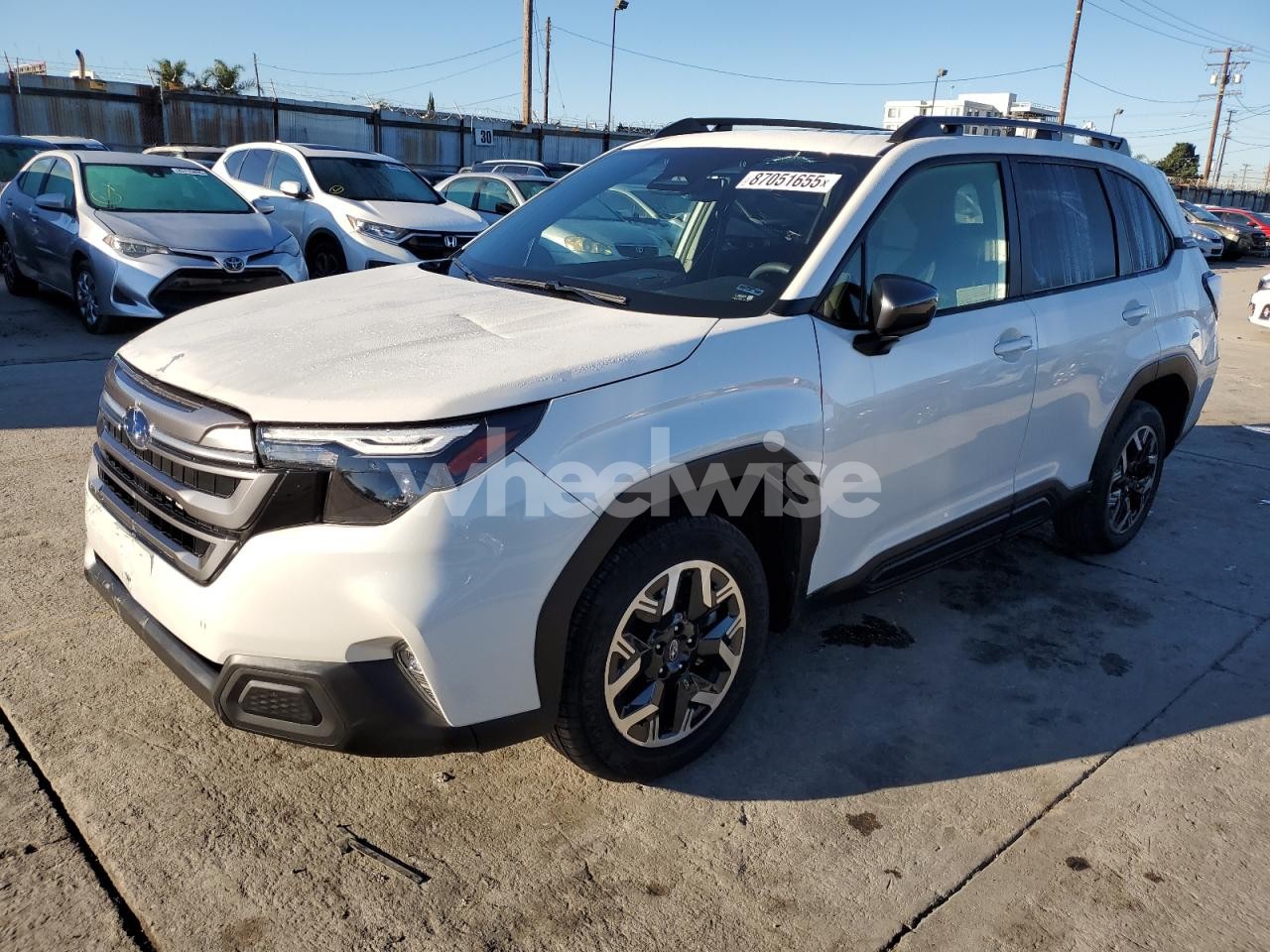 2025 SUBARU FORESTER PREMIUM (VIN JF2SLDBC2SH445442) main photo