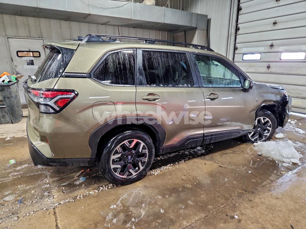 Photo 3 of 2025 SUBARU FORESTER PREMIUM (VIN JF2SLDDC2SH532383)