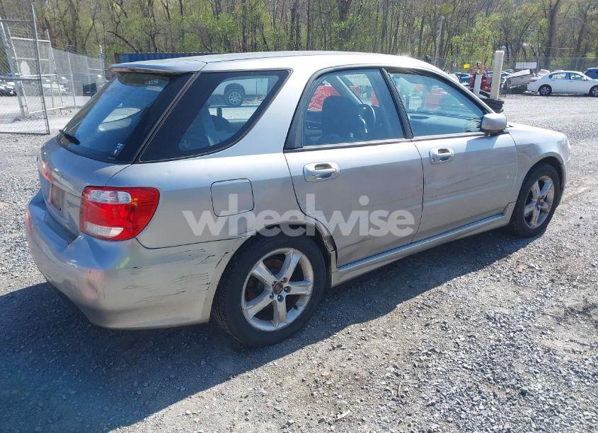Photo 4 of 2005 Saab 9-2x LINEAR (VIN JF4GG616X5H052592)