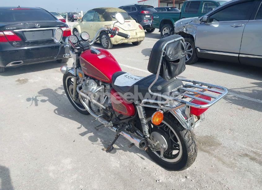 Photo 3 of 1981 Honda Cx500 C (VIN JH2PC0107BM200400)