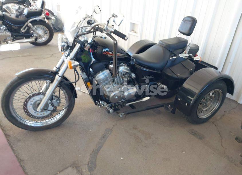 Photo 2 of 1999 Honda Vt600 C (VIN JH2PC211XXM900004)