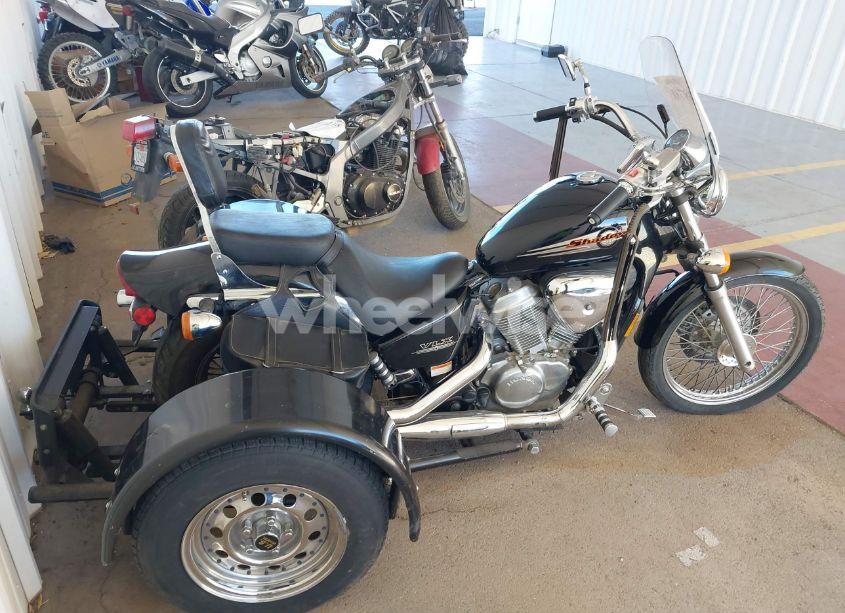 Photo 4 of 1999 Honda Vt600 C (VIN JH2PC211XXM900004)