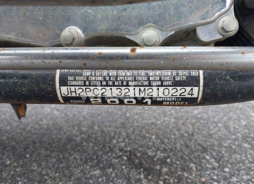 Photo 10 of 2001 Honda Vt600 CD (VIN JH2PC21321M210224)