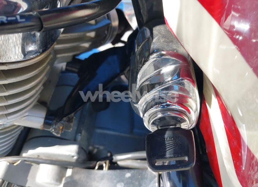 Photo 11 of 2001 Honda Vt600 CD (VIN JH2PC21321M212667)