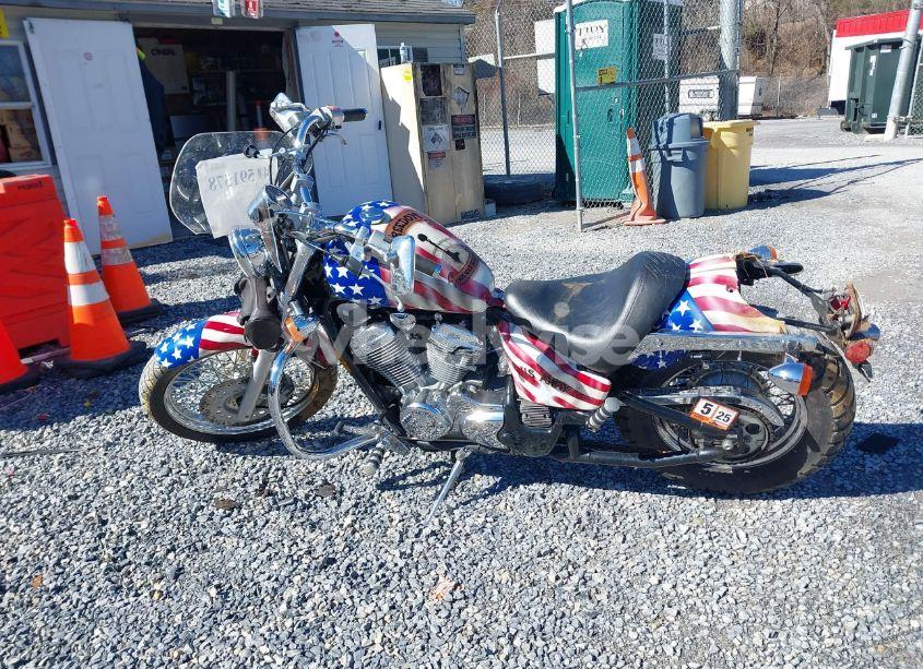 Photo 13 of 2001 Honda Vt600 CD (VIN JH2PC21321M212667)