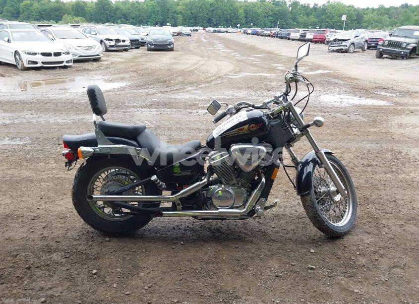 Photo 11 of 2003 Honda Vt600 CD (VIN JH2PC21383M403352)