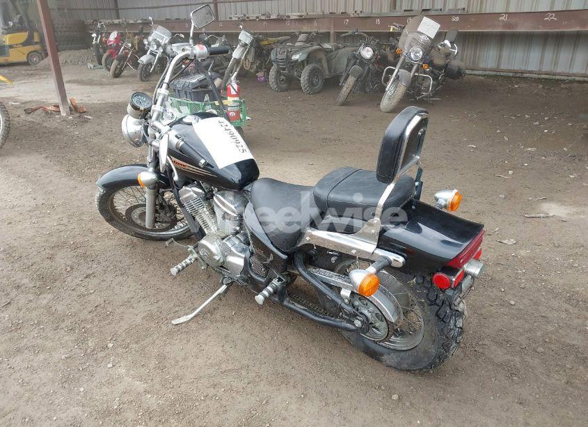 Photo 3 of 2003 Honda Vt600 CD (VIN JH2PC21383M403352)