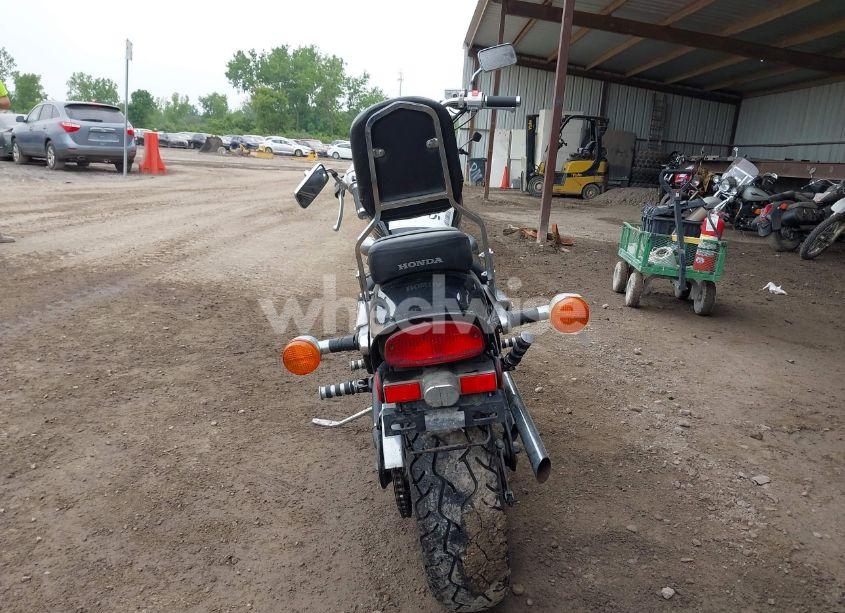 Photo 6 of 2003 Honda Vt600 CD (VIN JH2PC21383M403352)