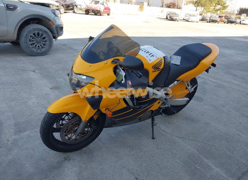 Photo 2 of 1999 Honda Cbr600 F4 (VIN JH2PC3514XM000019)