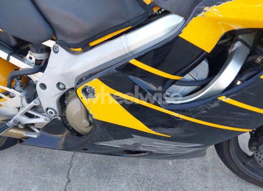 Photo 8 of 1999 Honda Cbr600 F4 (VIN JH2PC3514XM000019)