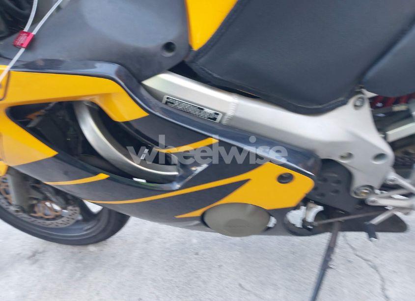 Photo 9 of 1999 Honda Cbr600 F4 (VIN JH2PC3514XM000019)