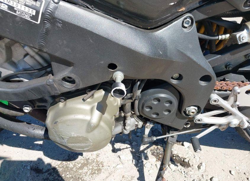 Photo 9 of 2002 Honda Cbr600 F4 (VIN JH2PC35192M301135)