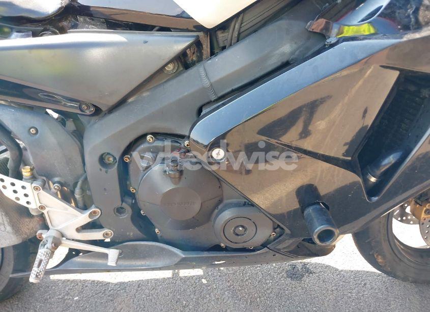 Photo 8 of 2004 Honda Cbr600 RR (VIN JH2PC37014M106475)