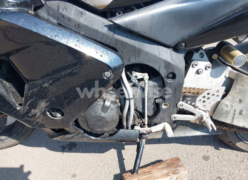 Photo 9 of 2004 Honda Cbr600 RR (VIN JH2PC37014M106475)