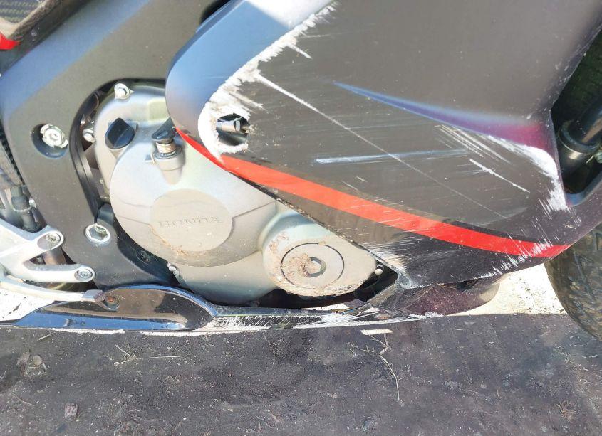 Photo 8 of 2004 Honda Cbr600 RR (VIN JH2PC370X4M106684)