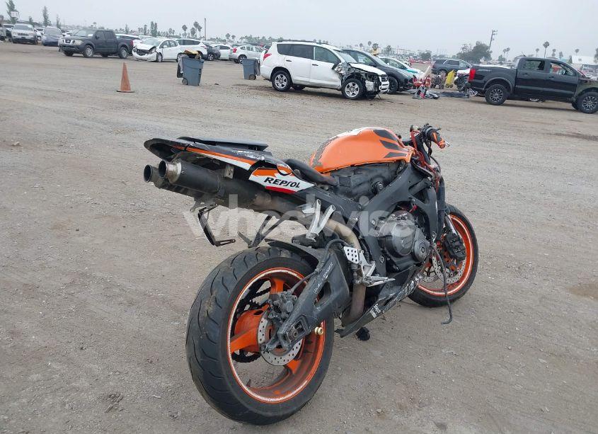 Photo 4 of 2007 Honda Cbr600 RR (VIN JH2PC40177M002392)