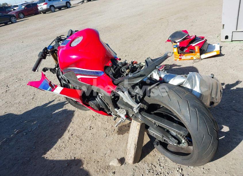 Photo 3 of 2024 Honda Cbr600 RR (VIN JH2PC40H2RK100046)