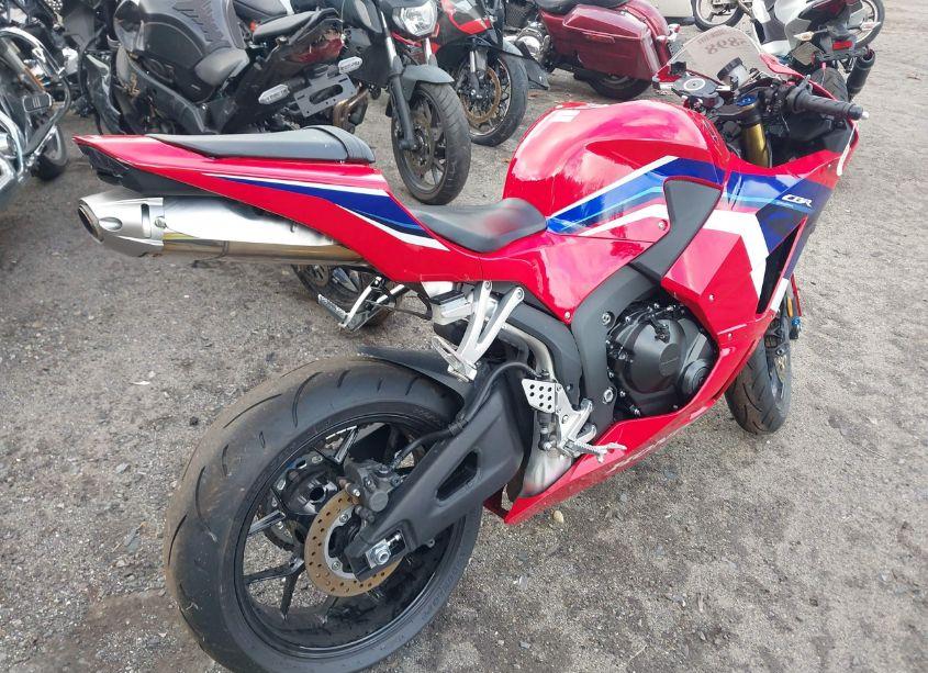 Photo 4 of 2024 Honda Cbr600 RR (VIN JH2PC40J1RK100400)