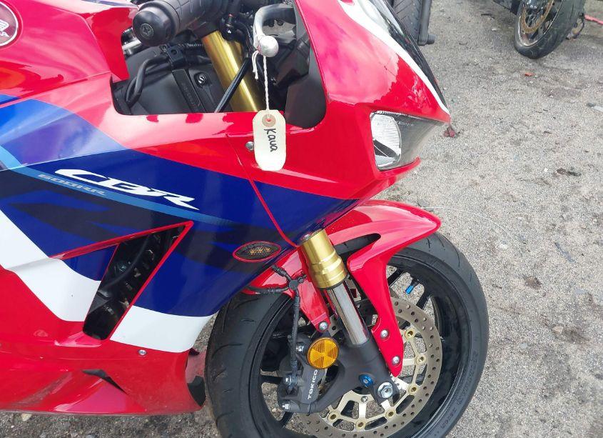 Photo 5 of 2024 Honda Cbr600 RR (VIN JH2PC40J1RK100400)