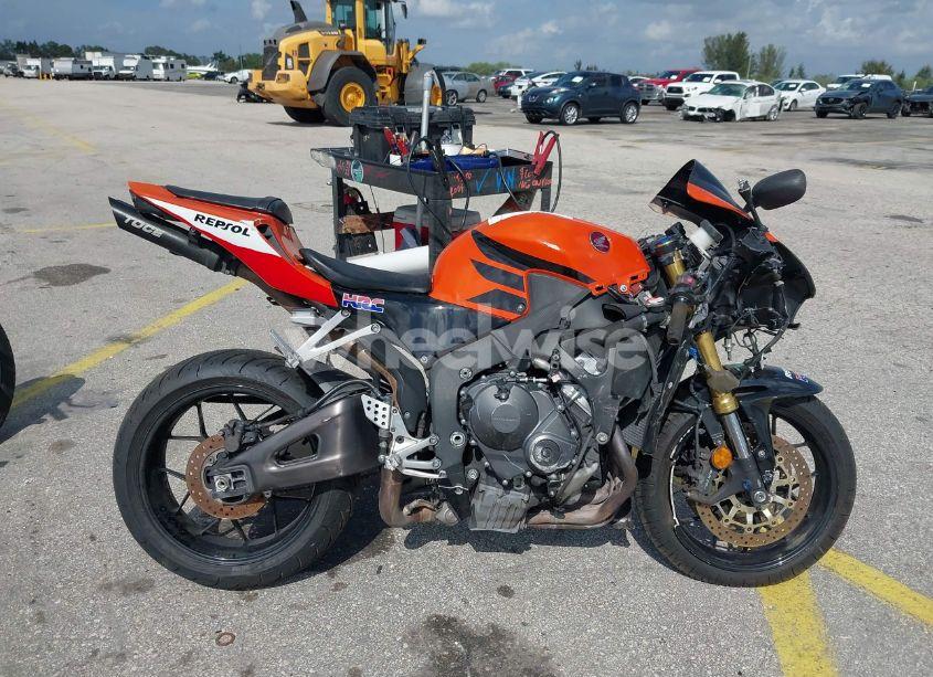 Photo 12 of 2018 Honda Cbr600 RR (VIN JH2PC40J5JK400106)