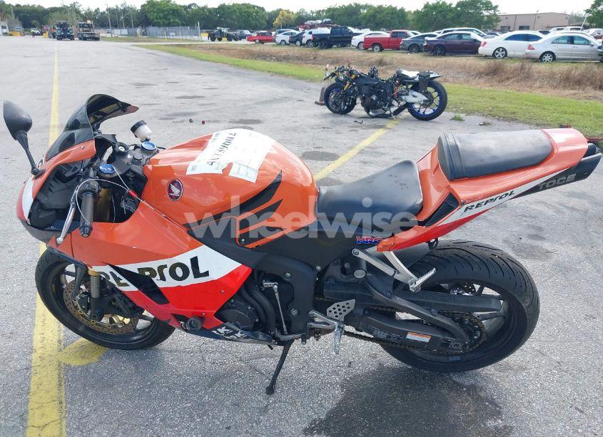 Photo 13 of 2018 Honda Cbr600 RR (VIN JH2PC40J5JK400106)