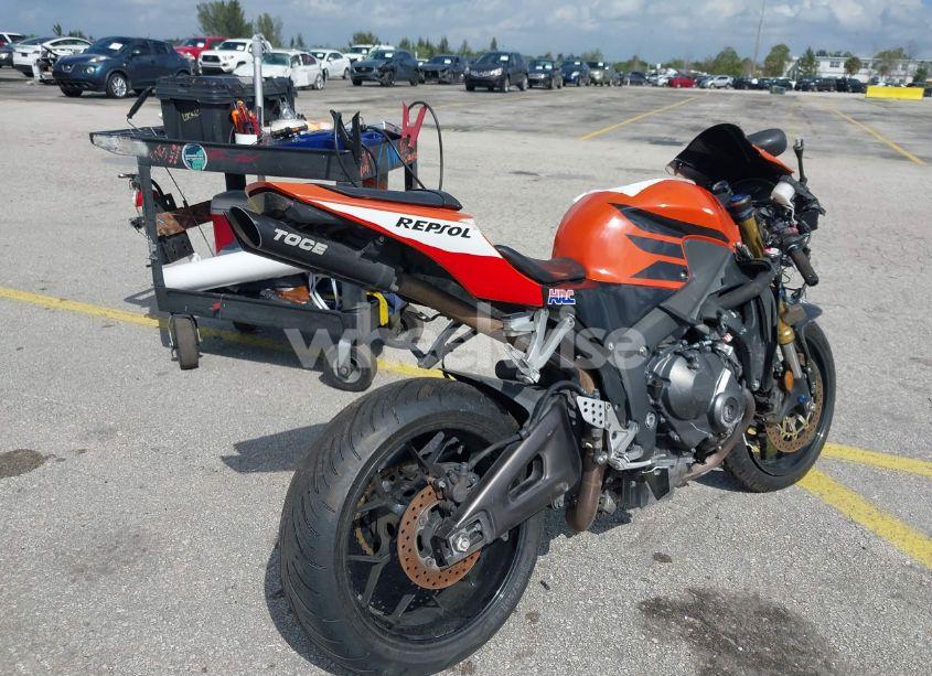 Photo 4 of 2018 Honda Cbr600 RR (VIN JH2PC40J5JK400106)