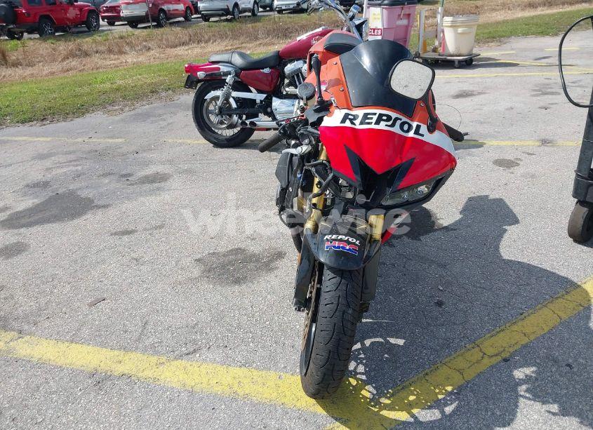 Photo 5 of 2018 Honda Cbr600 RR (VIN JH2PC40J5JK400106)