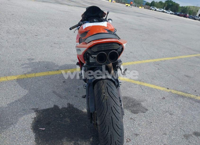 Photo 6 of 2018 Honda Cbr600 RR (VIN JH2PC40J5JK400106)