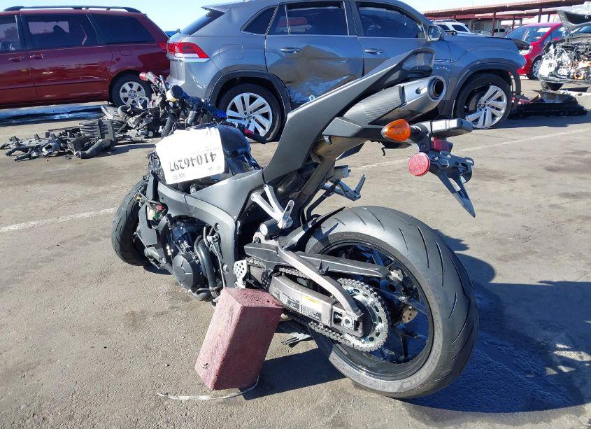 Photo 3 of 2019 Honda Cbr600 RR (VIN JH2PC40J9KK500016)