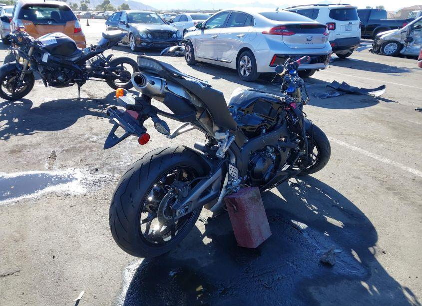 Photo 4 of 2019 Honda Cbr600 RR (VIN JH2PC40J9KK500016)