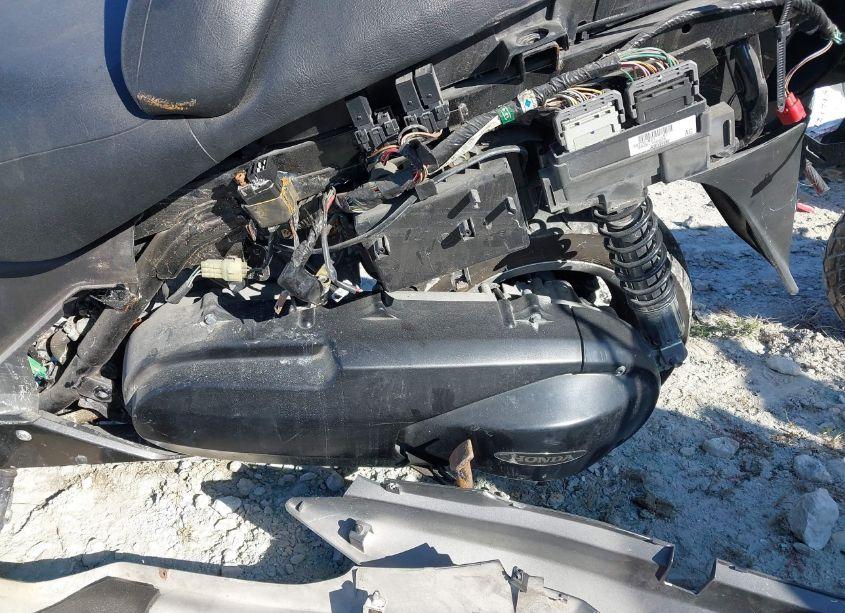 Photo 9 of 2008 Honda Fsc600 D (VIN JH2PF01158K600735)