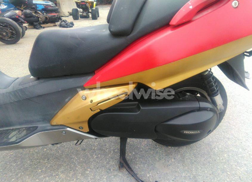 Photo 9 of 2004 Honda Fsc600 A (VIN JH2PF01414K100012)