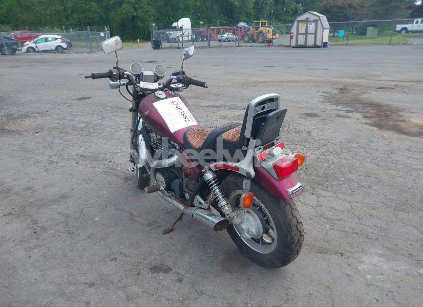 Photo 3 of 1983 Honda Vt750 (VIN JH2RC1400DM008734)