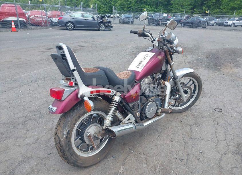 Photo 4 of 1983 Honda Vt750 (VIN JH2RC1400DM008734)
