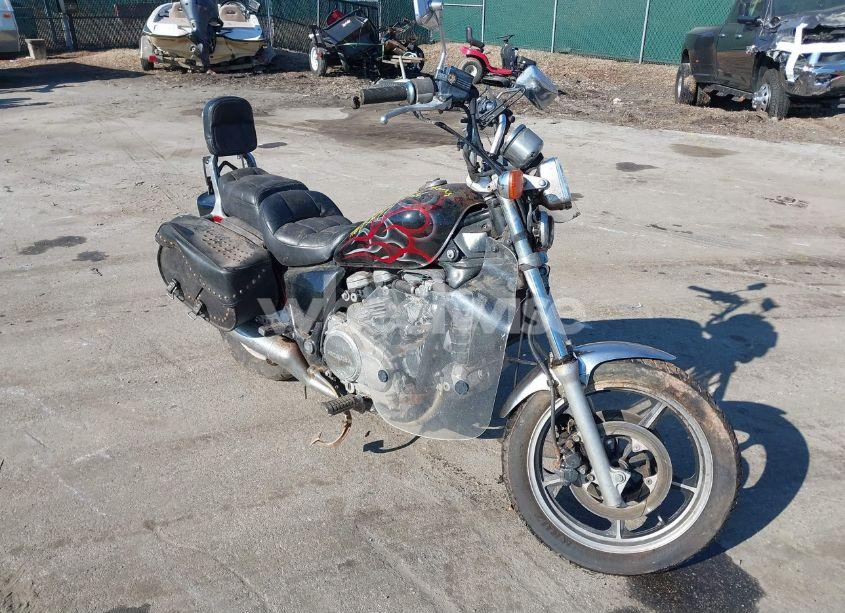 1986 Honda Vf700 C (VIN JH2RC2107GM205477) main photo