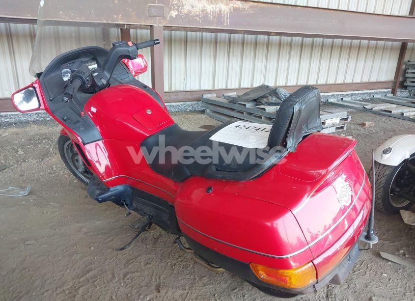 Photo 3 of 1998 Honda Pc800 (VIN JH2RC3400WM600438)