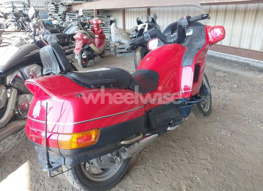 Photo 4 of 1998 Honda Pc800 (VIN JH2RC3400WM600438)