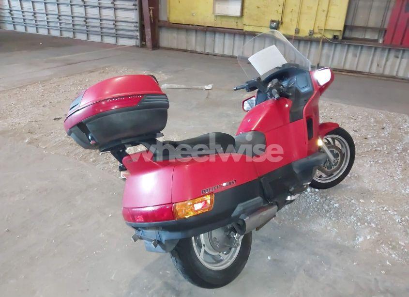 Photo 4 of 1997 Honda Pc800 (VIN JH2RC3401VM500055)