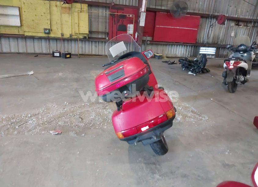 Photo 6 of 1997 Honda Pc800 (VIN JH2RC3401VM500055)