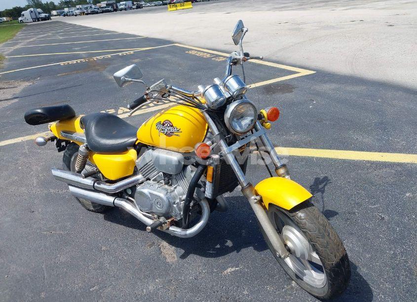 1995 Honda Vf750 C (VIN JH2RC4301SM101875) main photo