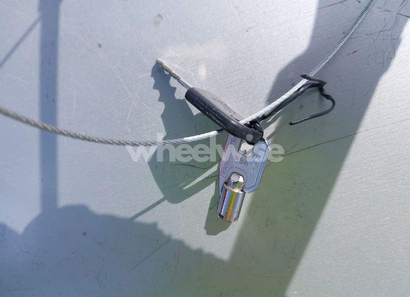 Photo 11 of 1995 Honda Vf750 C (VIN JH2RC4301SM101875)