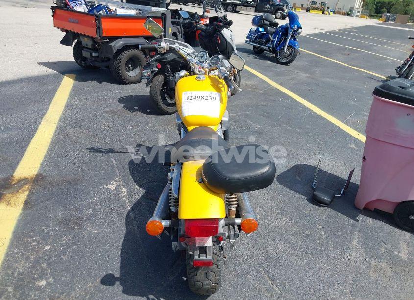 Photo 6 of 1995 Honda Vf750 C (VIN JH2RC4301SM101875)