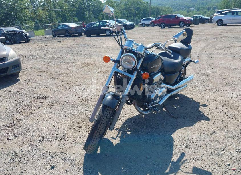 Photo 2 of 1998 Honda Vf750 C (VIN JH2RC4309WM400715)